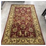 Wool Area rug approx. 5ï¿½x8ï¿½ *2 small stains on