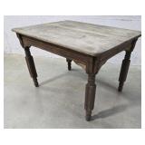 Chestnut table 42"32"28"