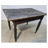 Farm table 48"22"29"