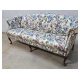 Floral Queen and sofa 82" clean