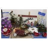 Christmas lot of goodies, 6 battery operated