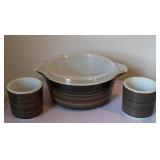 Vintage PYREX Terra 475-B 2 1/2 Qt. Cinderella