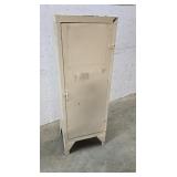 Tin 1 door cabinet 15"12"43"