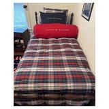 2 of 2 Tommy Hilfiger bedding set - twin size