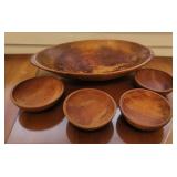 Vintage Oval wooden bowl w/4 smaller bowls -