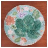 Gorgeous magellica Wedgewood plate