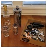 Box barware - glasses, decanter, corkscrews, etc