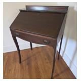 1 drawer mahogany drop front desk 27"18"36"