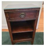 Mahogany night stand 17"15"29"