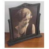Art deco swing frame - beautiful photo