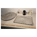 Mugs, aluminum trays