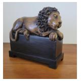 Resting lion sculpture - contemporary