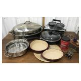 Bakeware, large roasting pan, frying pan, wine