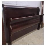 King size sleigh bed