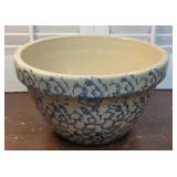 Roseville spongeware bowl