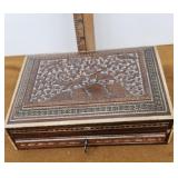 Chinese inlaid box with key