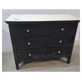 Painted 3 drawer dresser 40"19"32"