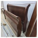 King size sleigh bed clean