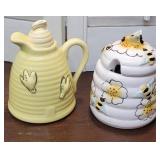 2 Honey pots - honey bees
