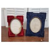 2 19th century stand-up Victorian frames