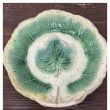 Majolica leaf bowl