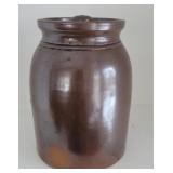 Brown stoneware crock with lid - couple small