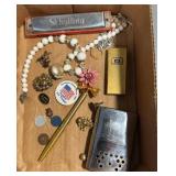 Miscellaneous lot, vintage lighters, jewelry