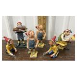 6 Whitley Bay The Elf Collection figures