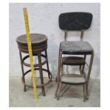 2 Stools