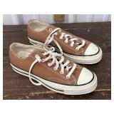 Converse Chuck Taylor 70 - size 7mens/9womens