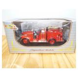 New Signature Models 32348R 1941 GMC Fire Engine