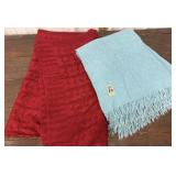 2 Throw Blankets - Kenwood Cananda & Milli