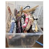 Tub a very nice coat hangers