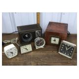 Alarm clocks & clock radios *some need work