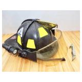 Cairns 1010 Fire Helmet & Pry pic Tool