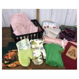 Tablecloth, napkins, towels, table runner, pot