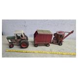 International farm toys