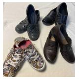 4 pairs Womenï¿½s shoes - good condition Size 7