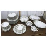 Nortake Laureate plates, bowls, creamer & sugar,