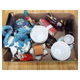 Box of Asian Souvenirs from 60