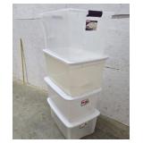 4 Clear Tubs With Lids