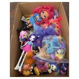 Toy figures - ponyï¿½s, dolls etcï¿½