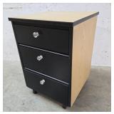 Mid century 3 drawer stand 18"18"26"