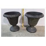 2 Plastic Planters