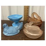 Bunny on nest and 2 other mismatched pieces