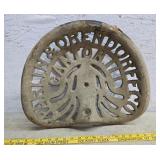 Parlin & Orendorff Canton Cast iron tractor seat