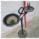 Iron smoking stand