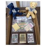Yankees lot - Yankees plaque 1952, World Series