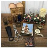 Shoe horn, flower shears, glasses etc