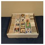 Large Box of Sports Cards Roughly 5k ï¿½ baseball